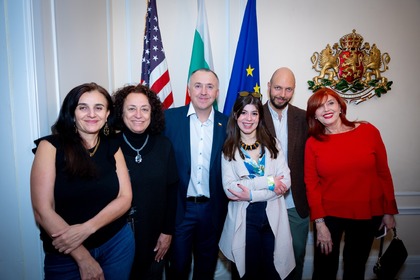 Meeting of theater directors and playwrights organized by "The Drama League"